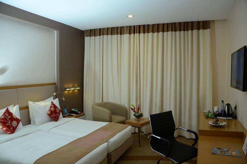 Prideinn Azure Hotel Nairobi Westlands Екстер'єр фото